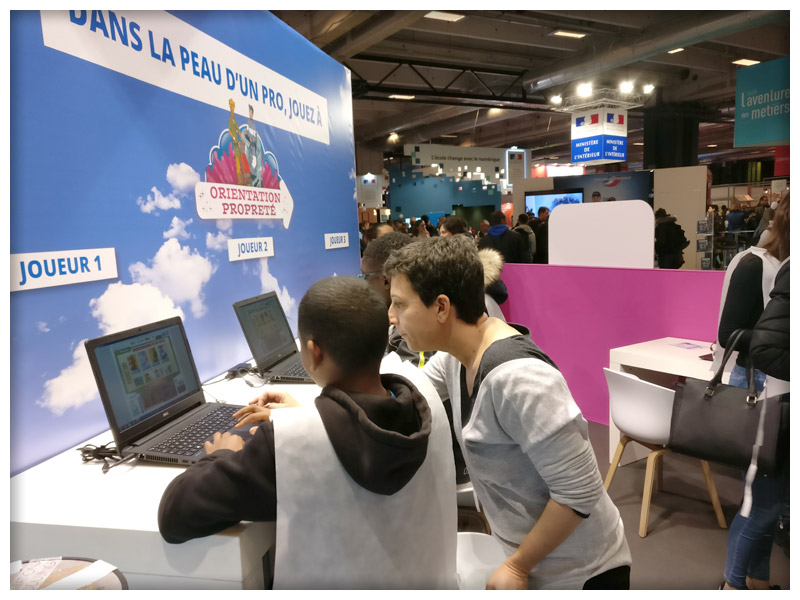 la-manane-agence de communication pedagogique crossmedia-salon-etudiant-2016-orientation-proprete-animation